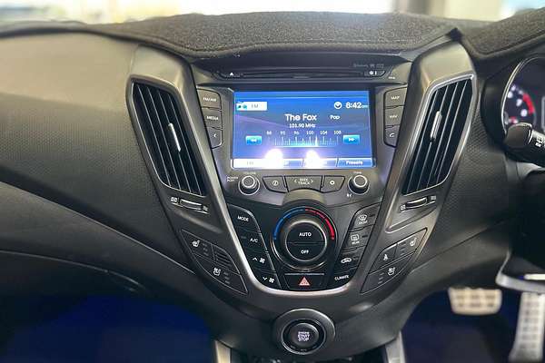 2015 Hyundai Veloster SR Turbo + FS4 Series II