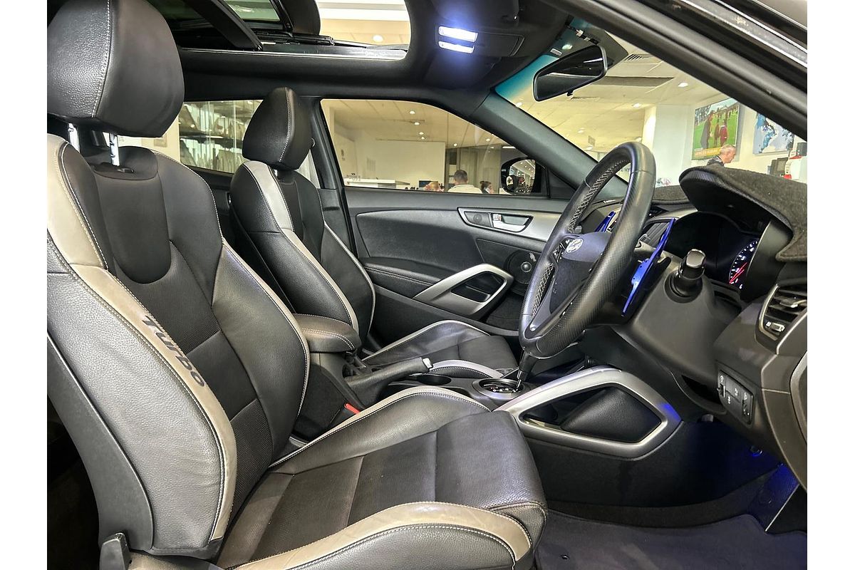 2015 Hyundai Veloster SR Turbo + FS4 Series II