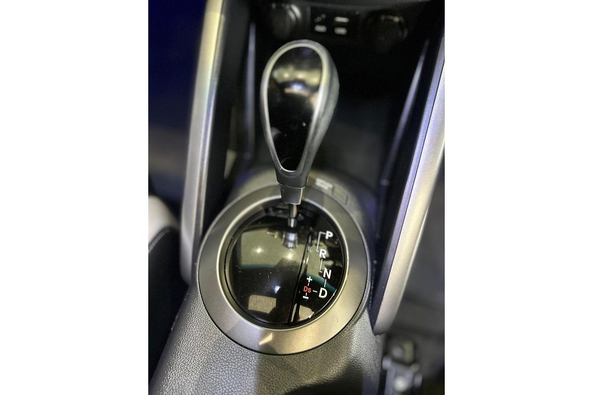 2015 Hyundai Veloster SR Turbo + FS4 Series II