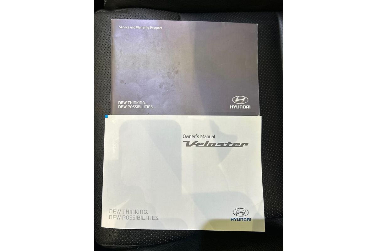 2015 Hyundai Veloster SR Turbo + FS4 Series II