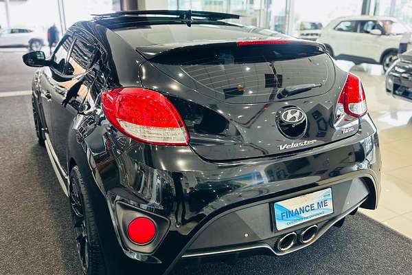 2015 Hyundai Veloster SR Turbo + FS4 Series II