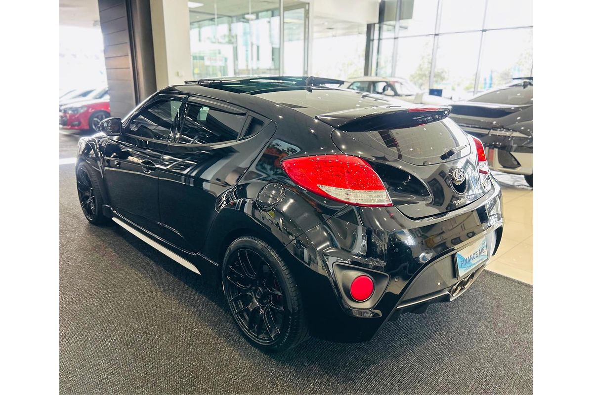 2015 Hyundai Veloster SR Turbo + FS4 Series II