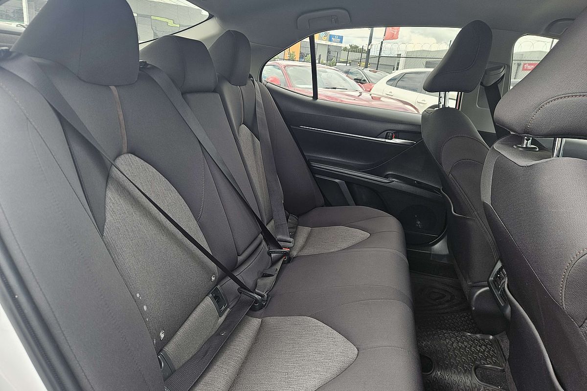 2020 Toyota Camry Ascent AXVH71R