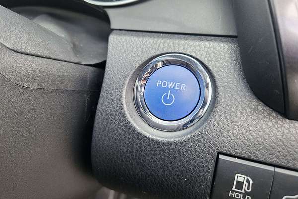 2020 Toyota Camry Ascent AXVH71R