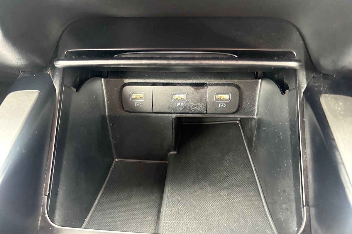 2023 Kia Sorento Sport MQ4