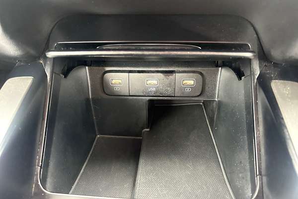 2023 Kia Sorento Sport MQ4