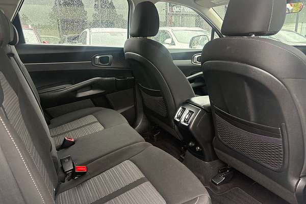 2023 Kia Sorento Sport MQ4