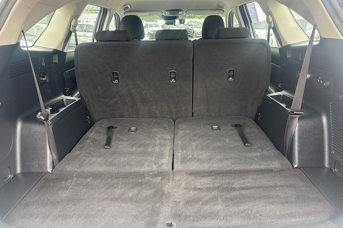 2023 Kia Sorento Sport MQ4