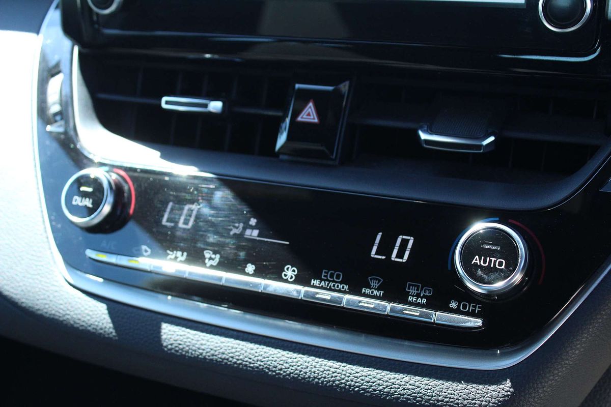 2020 Toyota Corolla Ascent Sport Hybrid ZWE211R