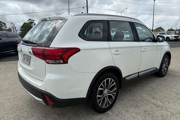 2018 Mitsubishi Outlander ES ADAS ZL