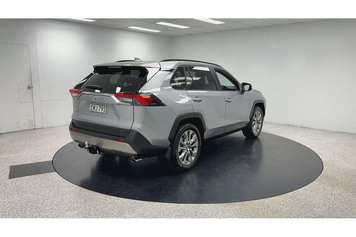 2022 Toyota RAV4 Cruiser MXAA52R