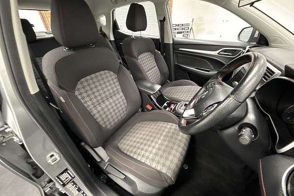 2022 MG ZS Excite AZS1