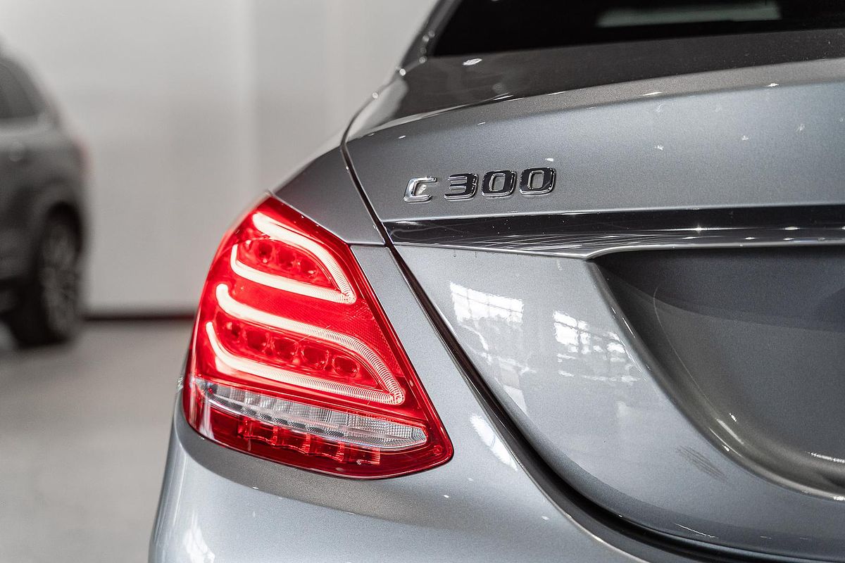 2017 Mercedes-Benz C-Class C300 W205