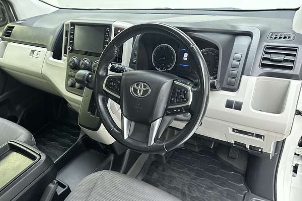 2022 Toyota Hiace Commuter GDH322R ELWB High Roof thumb-18