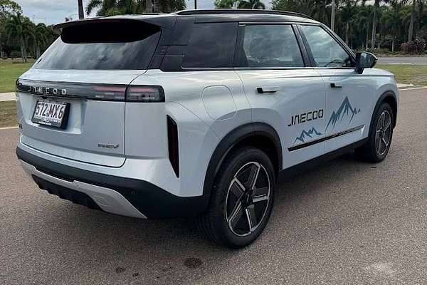 2025 Jaecoo J7 SHS Summit