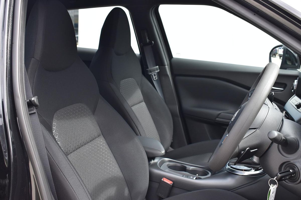 2024 Nissan JUKE ST+ F16