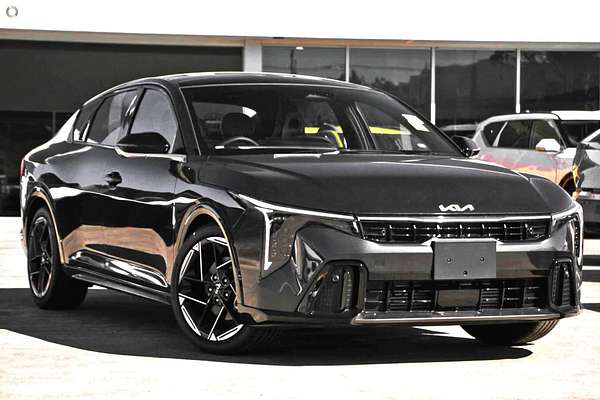 2025 Kia K4 GT-Line CL4m