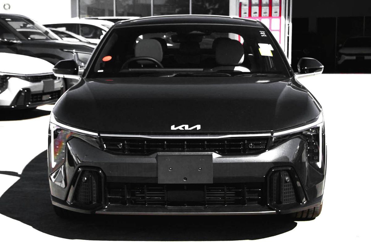 2025 Kia K4 GT-Line CL4m