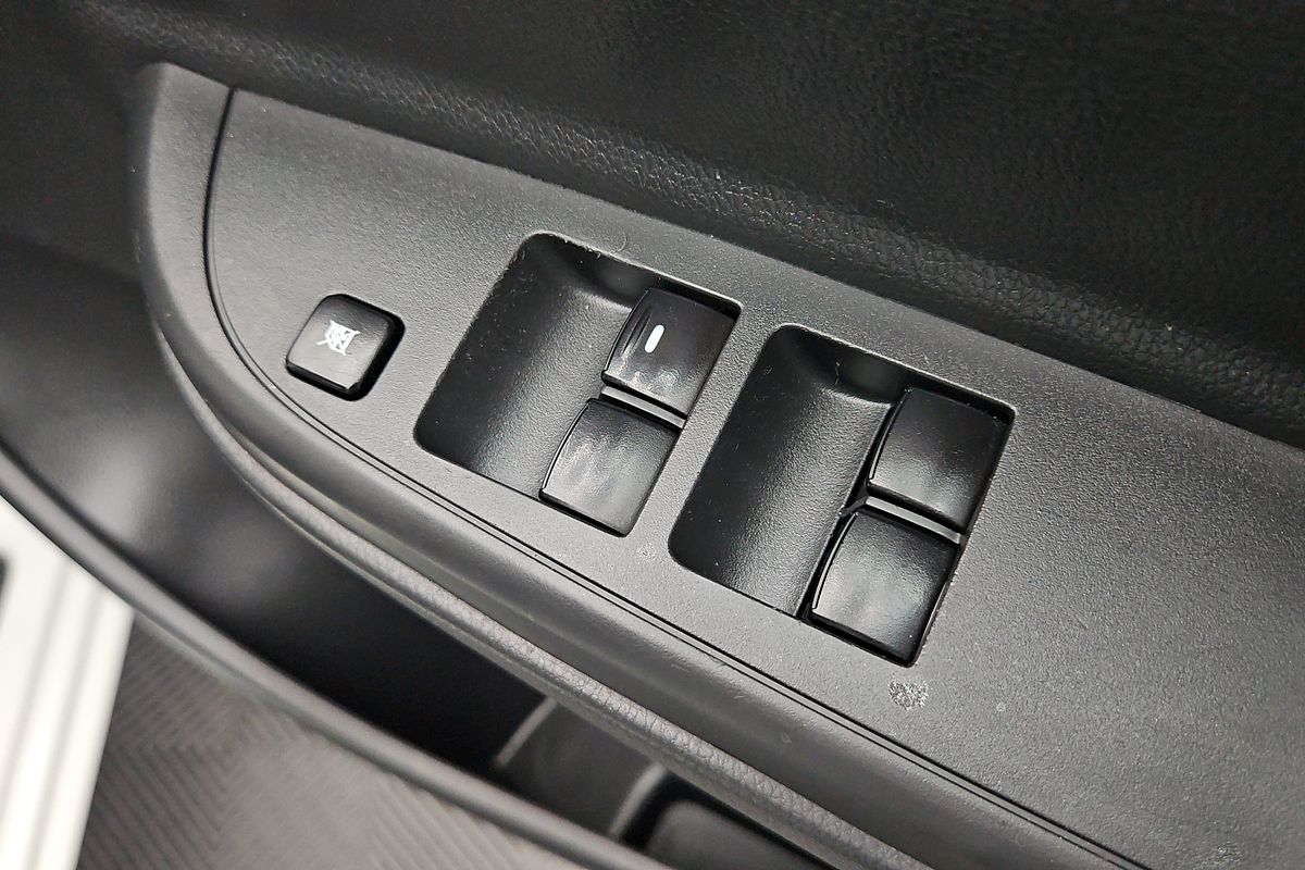 2021 Mitsubishi Triton GLX ADAS MR Rear Wheel Drive