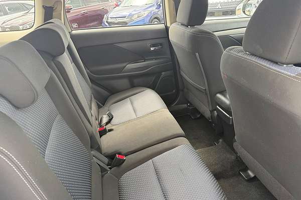 2018 Mitsubishi Outlander ES ADAS ZL