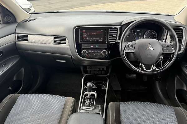 2018 Mitsubishi Outlander ES ADAS ZL