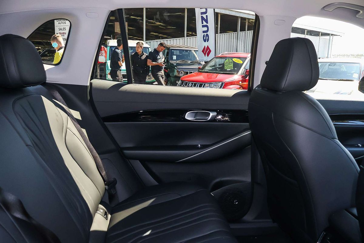 2025 Geely Starray EM-i Complete P145