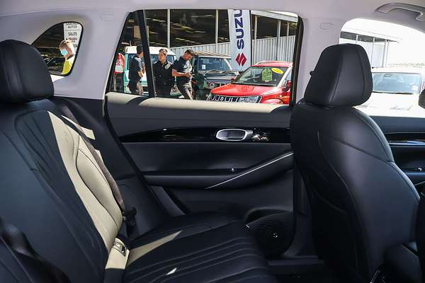 2025 Geely Starray EM-i Complete P145