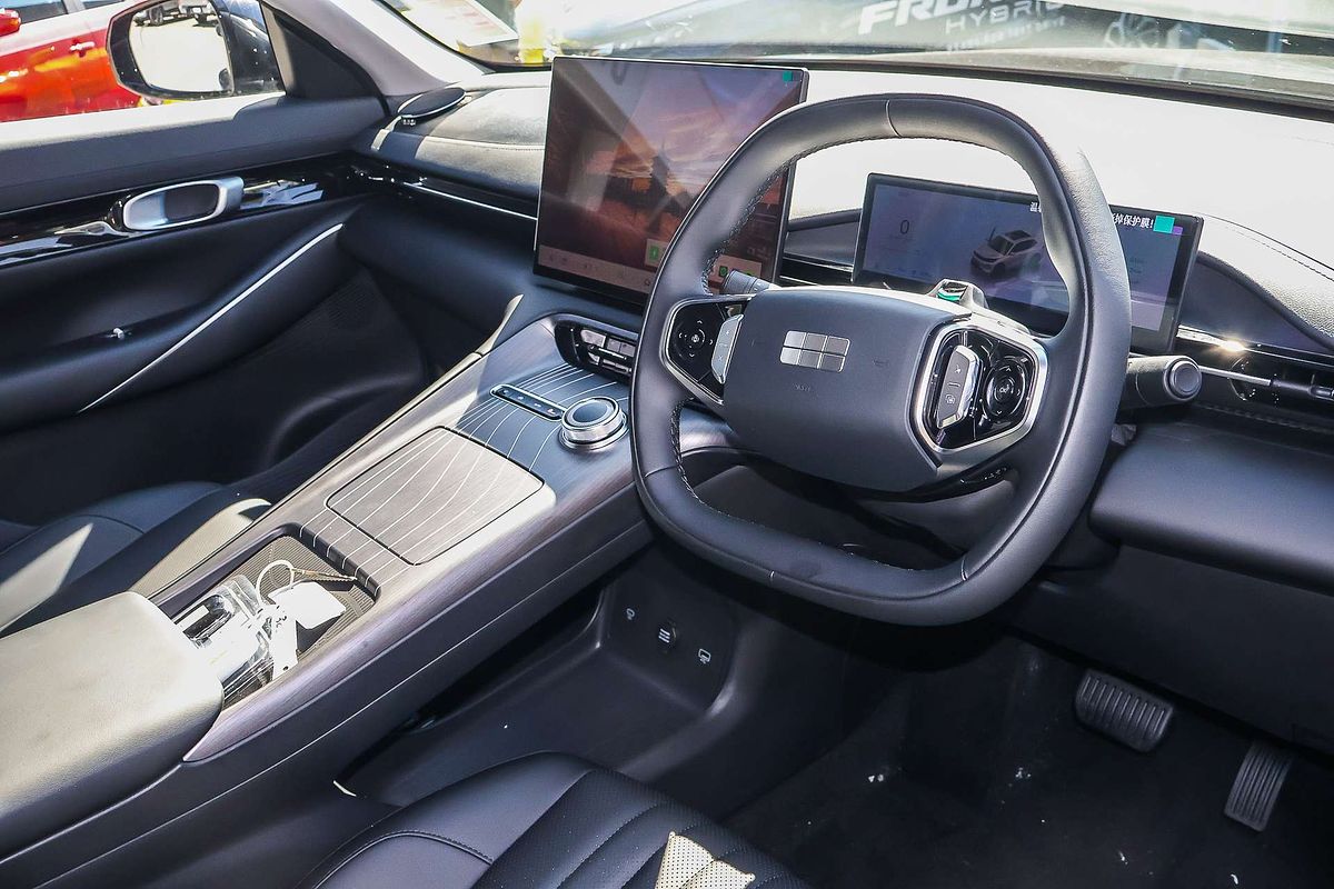 2025 Geely Starray EM-i Complete P145