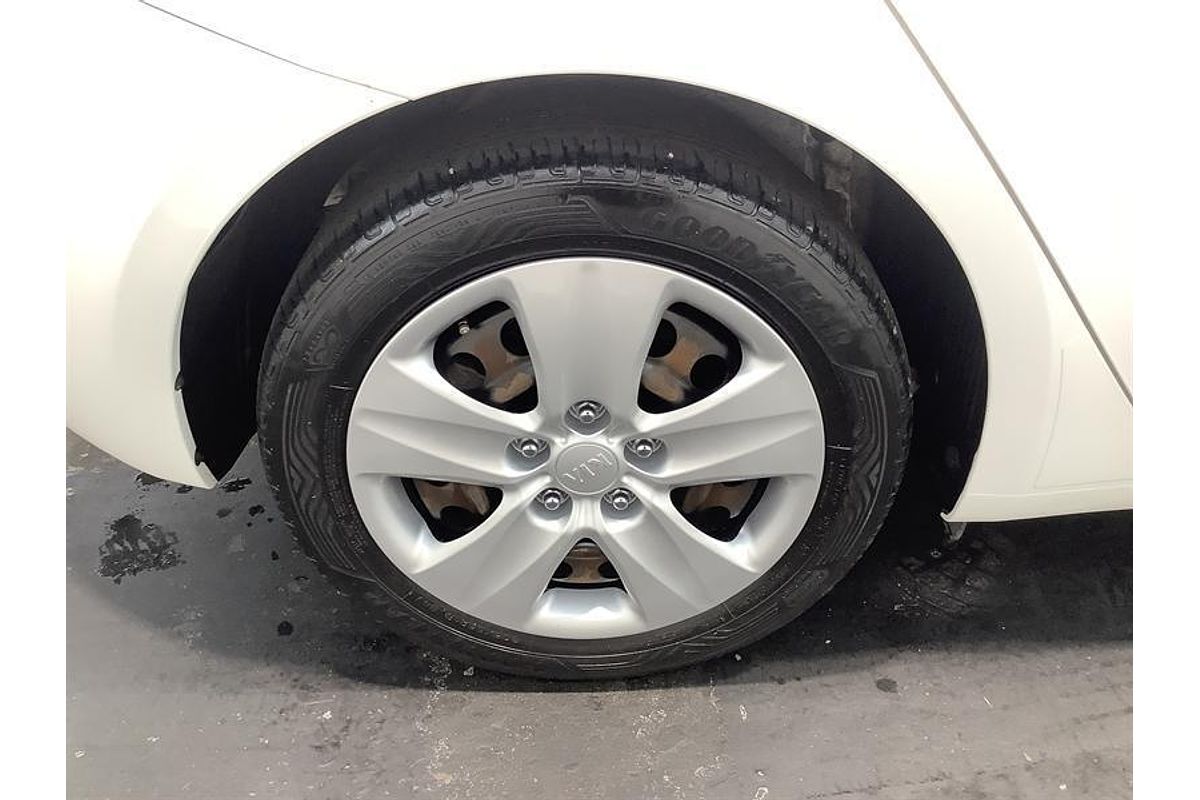 2017 Kia Cerato S YD