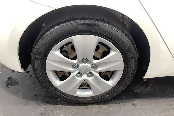 2017 Kia Cerato S YD