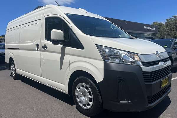 2022 Toyota Hiace GDH320R ELWB High Roof