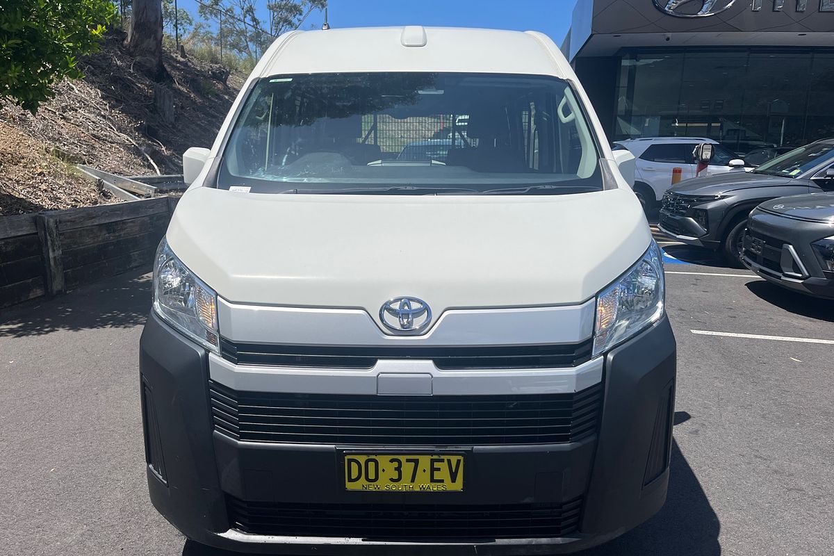 2022 Toyota Hiace GDH320R ELWB High Roof