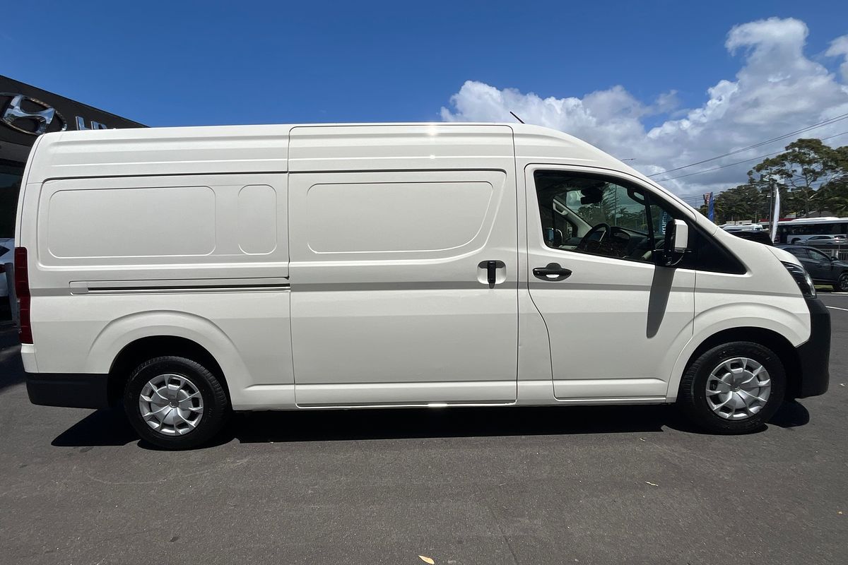 2022 Toyota Hiace GDH320R ELWB High Roof