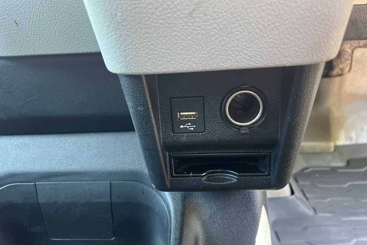 2022 Toyota Hiace GDH320R ELWB High Roof