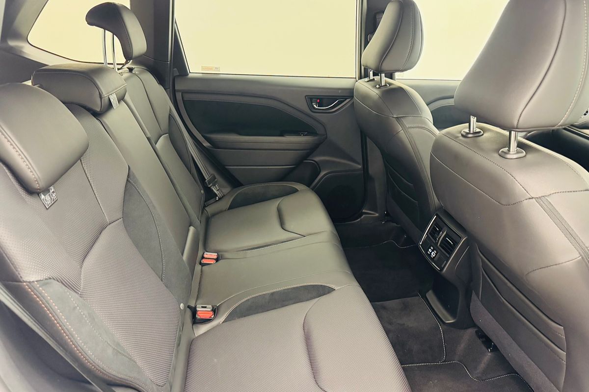 2025 Subaru Forester Touring S6