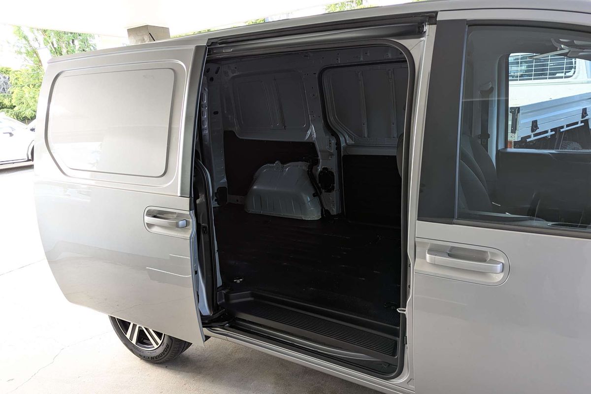 2021 Hyundai STARIA  US4.V1