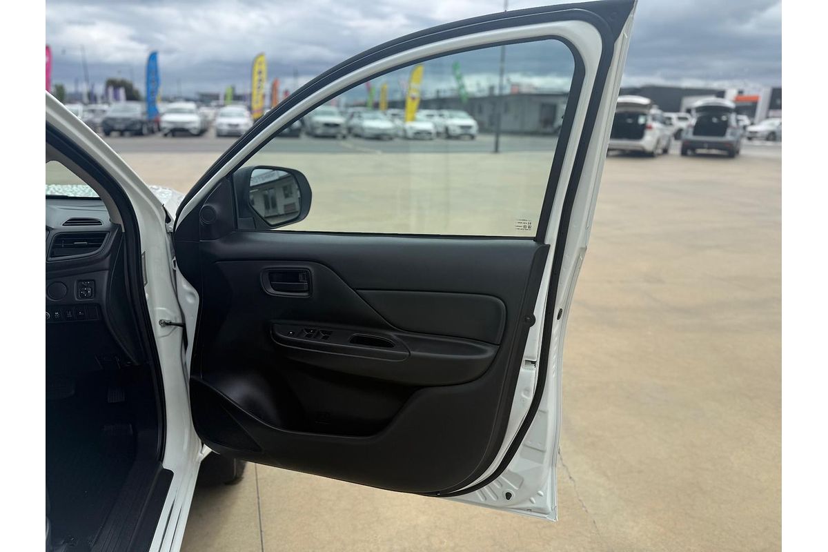 2020 Mitsubishi Triton GLX ADAS MR Rear Wheel Drive