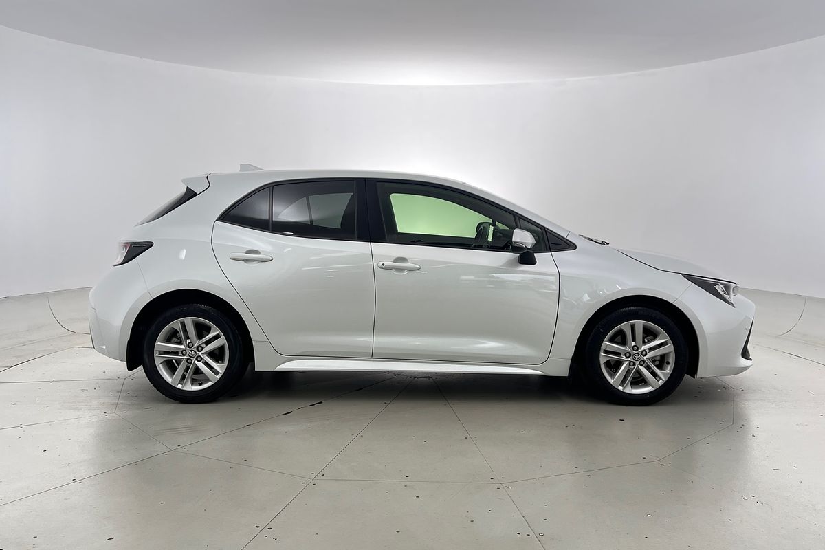 2021 Toyota Corolla SX MZEA12R