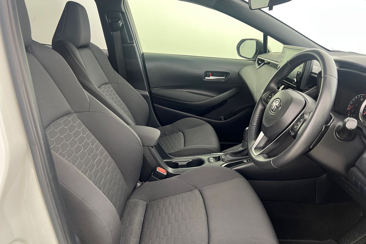 2021 Toyota Corolla SX MZEA12R