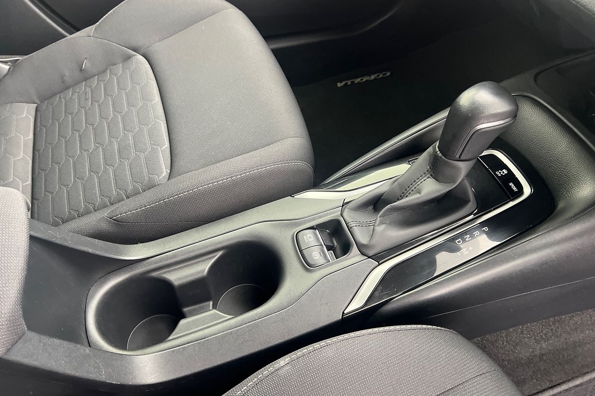 2021 Toyota Corolla SX MZEA12R