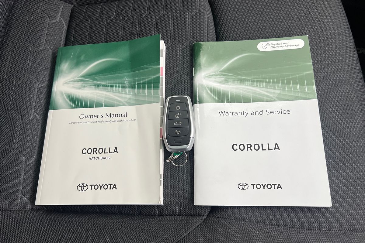 2021 Toyota Corolla SX MZEA12R