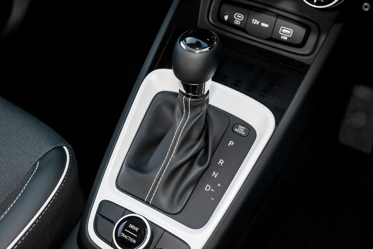 2025 Hyundai Venue Elite QX.V5