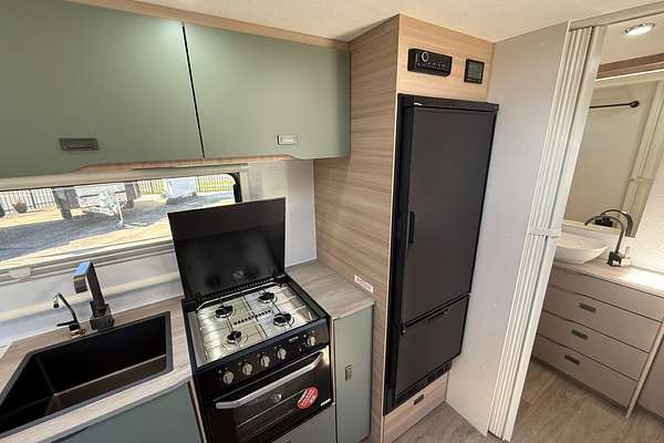 2025 Jayco Discovery Outback 19.61-2.OB.DY-MY25