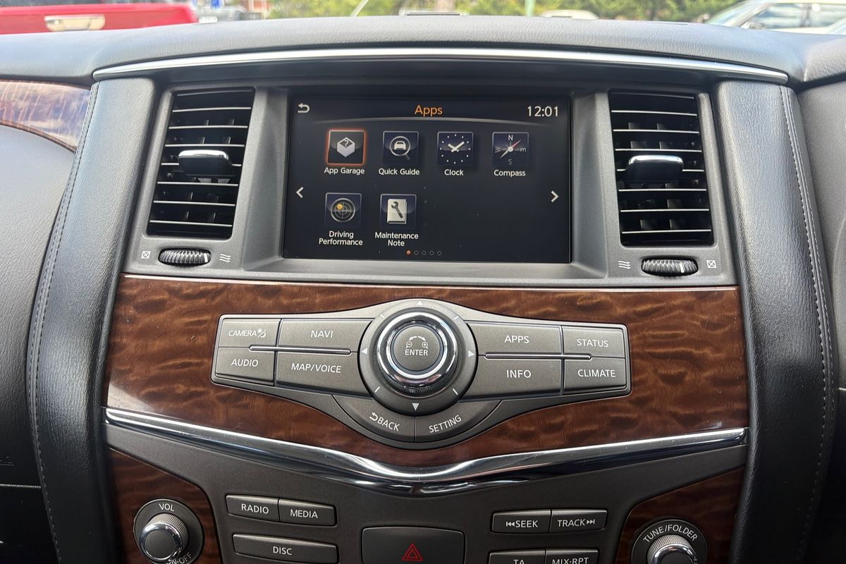 2022 Nissan Patrol Ti-L Y62