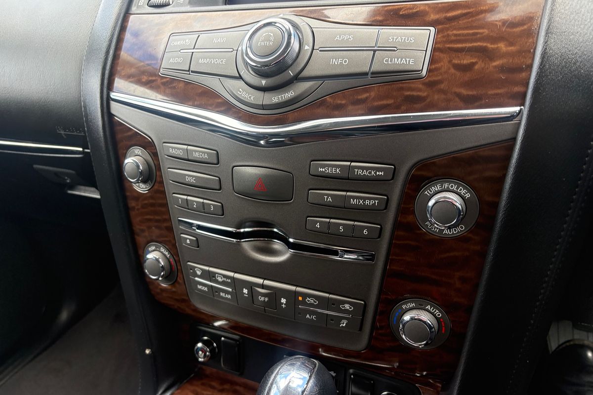 2022 Nissan Patrol Ti-L Y62