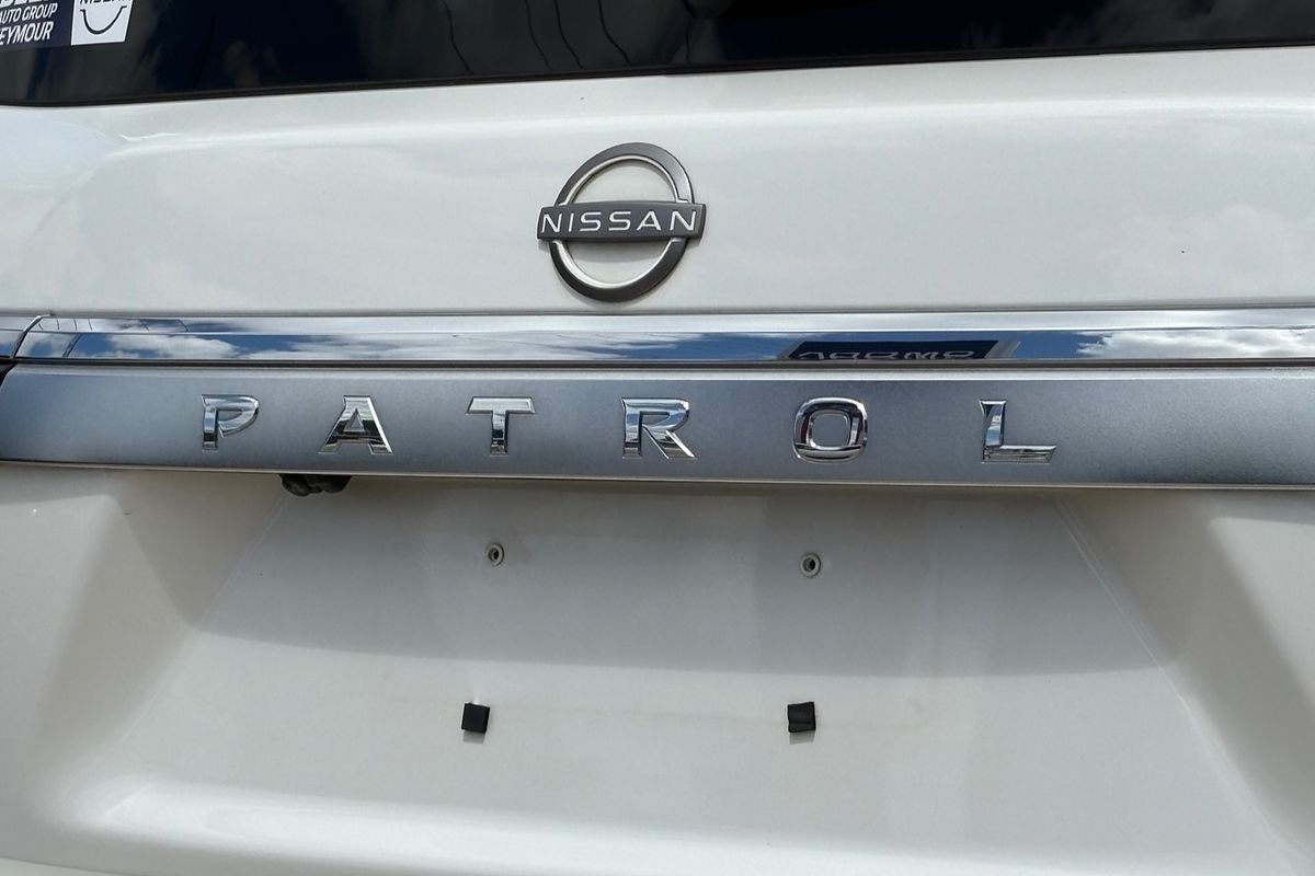 2022 Nissan Patrol Ti-L Y62