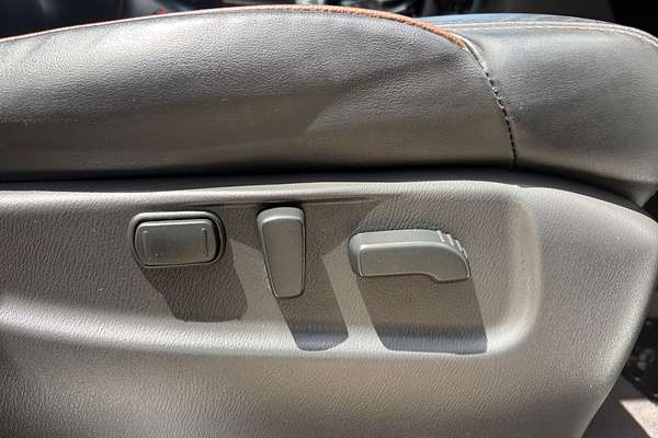 2022 Nissan Patrol Ti-L Y62