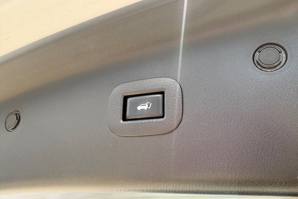 2022 Nissan Patrol Ti-L Y62