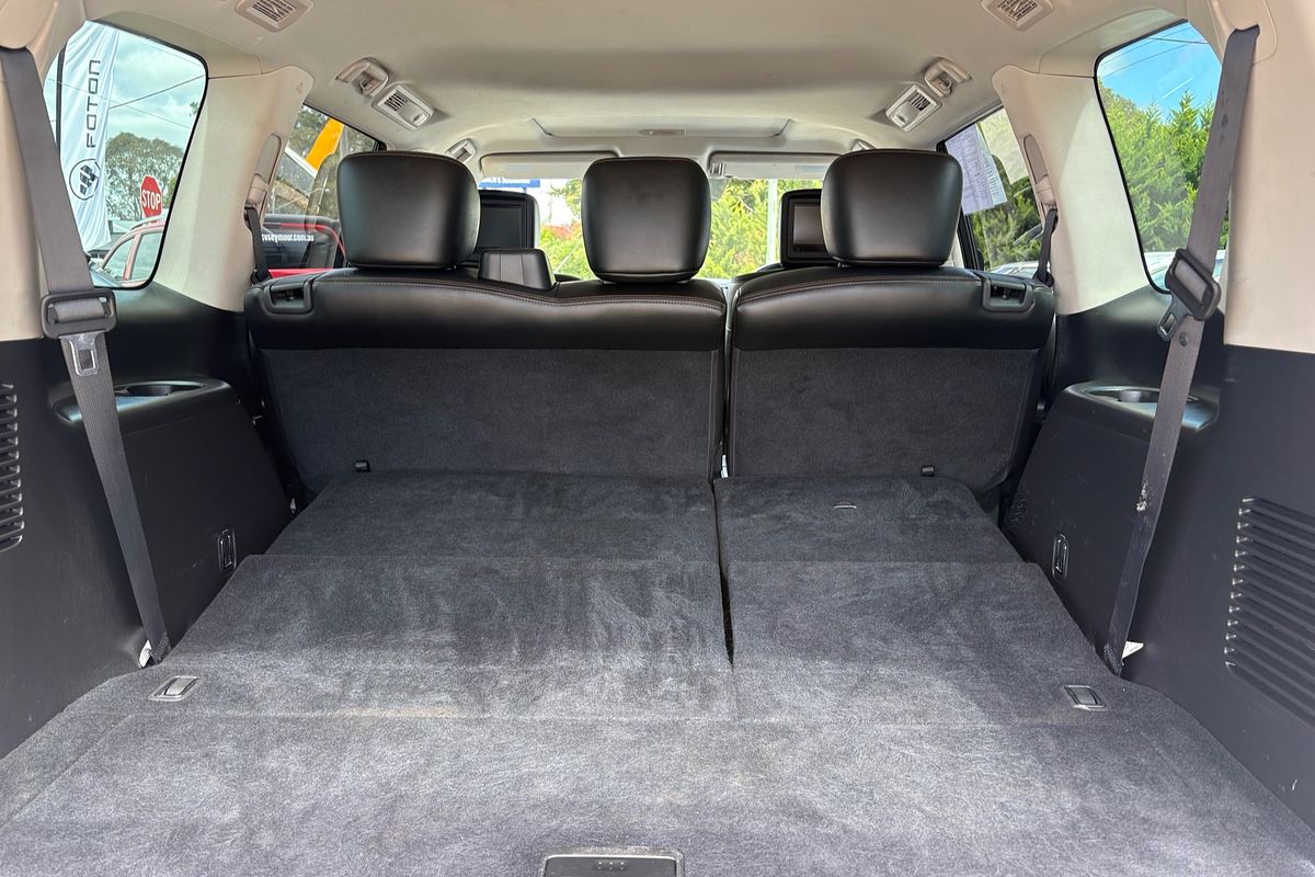 2022 Nissan Patrol Ti-L Y62