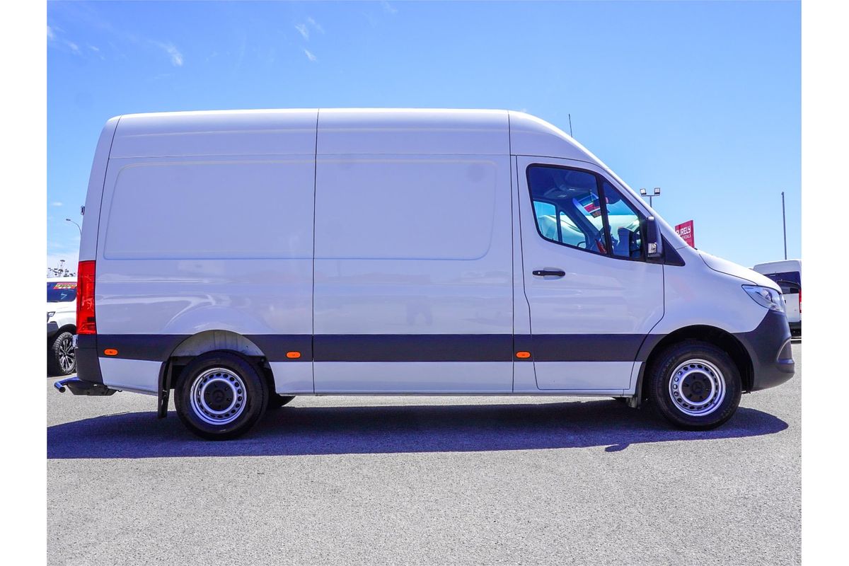 2022 Mercedes-Benz Sprinter 314CDI VS30